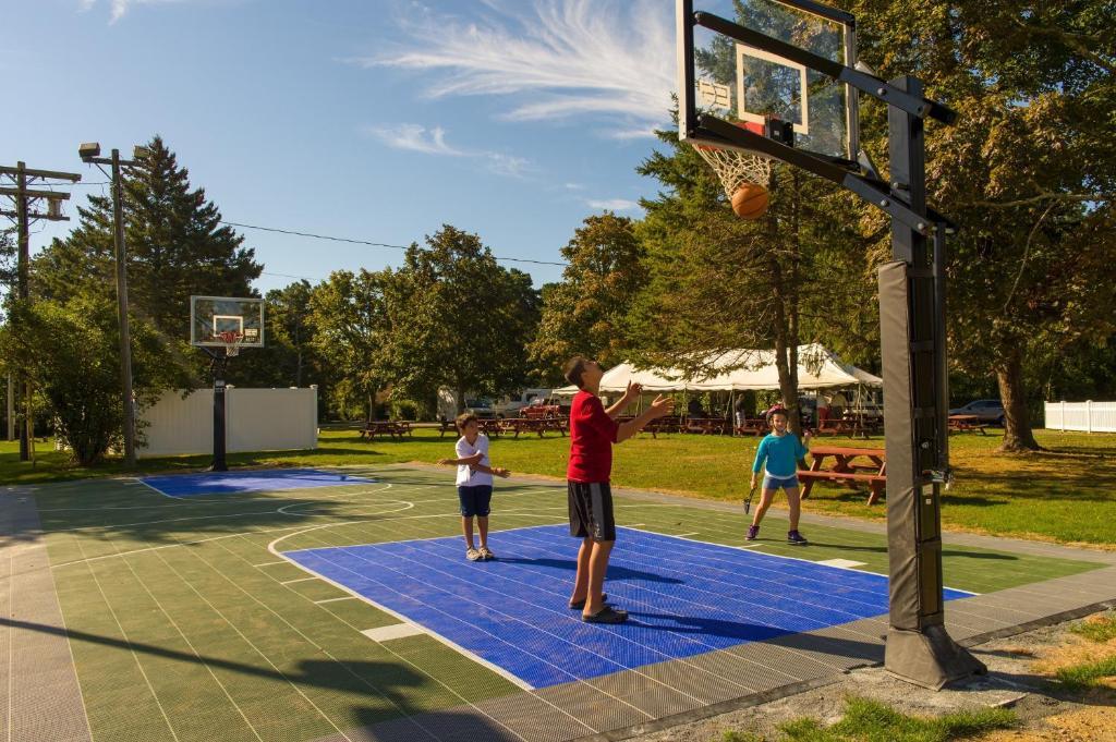 Sun Retreats At Peters Pond Hotel Сандвич Екстериор снимка
